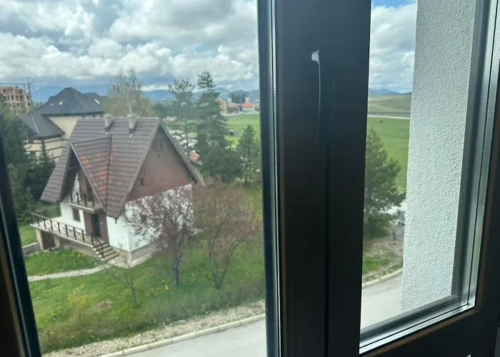 Barisic 公寓 兹拉蒂博尔